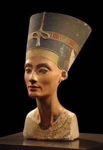 Nefertiti - Neues Museum - WikiCommons